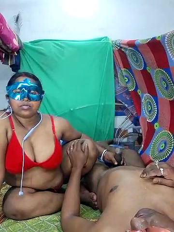 Stripchat-Public.Show-c-Real_Desi_Couple-2025.03.19.192540