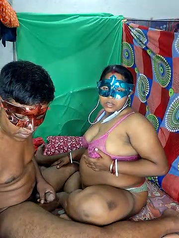 Stripchat-Public.Show-c-Real_Desi_Couple-2025.04.18.182444