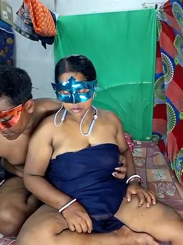 Stripchat-Public.Show-c-Real_Desi_Couple-2025.04.21.183447
