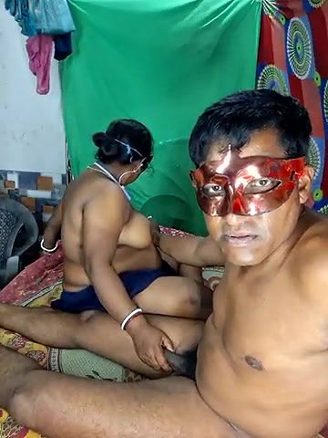 Stripchat-Public.Show-c-Real_Desi_Couple-2025.05.04.182537