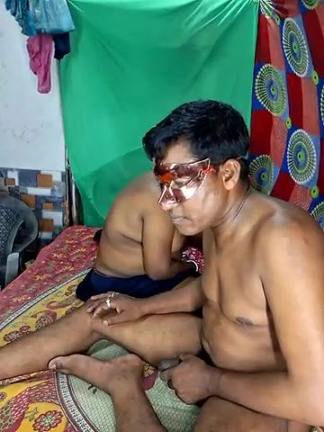 Stripchat-Public.Show-c-Real_Desi_Couple-2025.05.04.182537