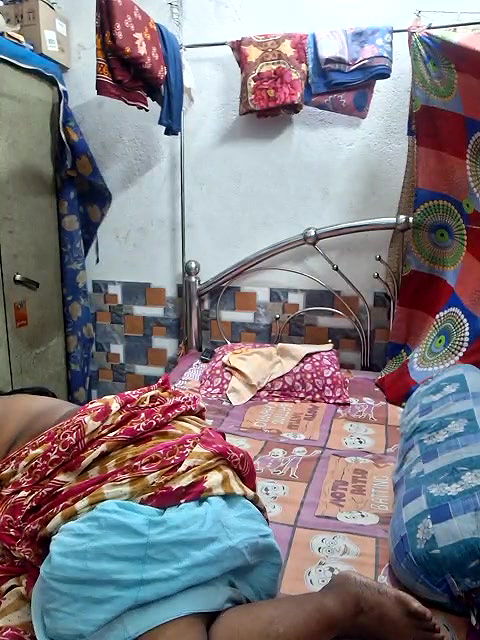 Stripchat-Public.Show-c-Real_Desi_Couple-2025.05.12.094831