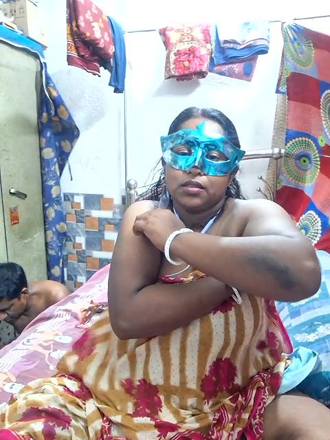 Stripchat-Public.Show-c-Real_Desi_Couple-2025.05.12.094831