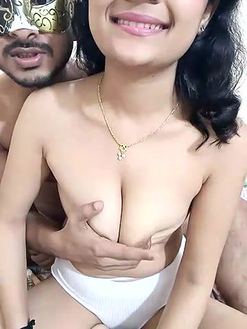 Stripchat-Public.Show-c-RealcoupleP-2025.05.05.181338