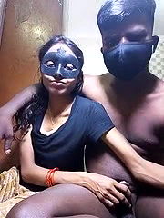 Stripchat-Public.Show-c-Riya_R24-2025.04.14.193057