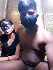 Stripchat-Public.Show-c-Riya_R24-2025.04.14.203059