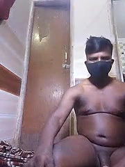 Stripchat-Public.Show-c-Riya_R24-2025.04.16.221948