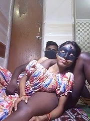 Stripchat-Public.Show-c-Riya_R24-2025.04.16.232702