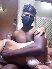 Stripchat-Public.Show-c-Riya_R24-2025.04.19.092316