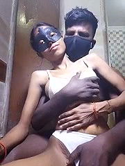 Stripchat-Public.Show-c-Riya_R24-2025.04.19.092316