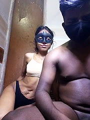 Stripchat-Public.Show-c-Riya_R24-2025.04.20.201050