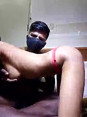 Stripchat-Public.Show-c-Riya_R24-2025.04.23.202404