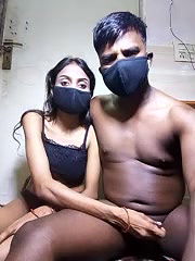 Stripchat-Public.Show-c-Riya_R24-2025.05.17.192510