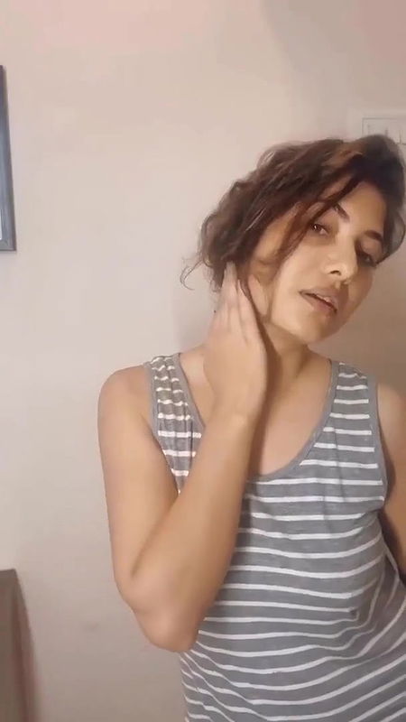 Poonam Rajput Damn Seductive In Saree Hotness