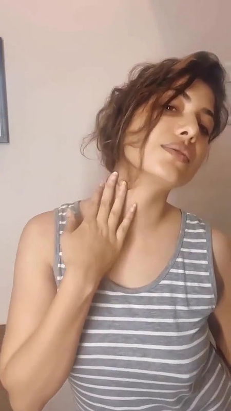 Poonam Rajput Damn Seductive In Saree Hotness