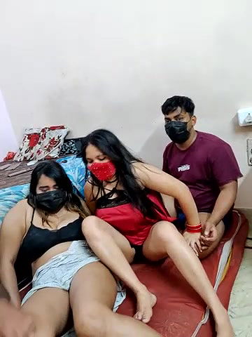 Stripchat-Public.Show-c-Sangitalive-2025.04.27.104044