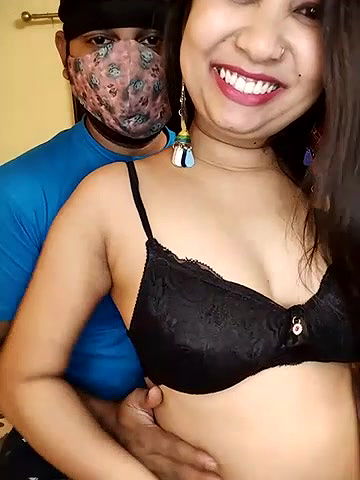 Stripchat-Public.Show-c-SEXY-MONA-JI-2025.05.14.213215