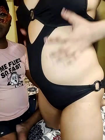 Stripchat-Public.Show-c-SEXY-MONA-JI-2025.06.23.192303