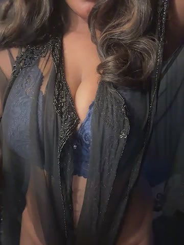 Stripchat-Public.Show-c-Strip-rose-2025.05.03.180740