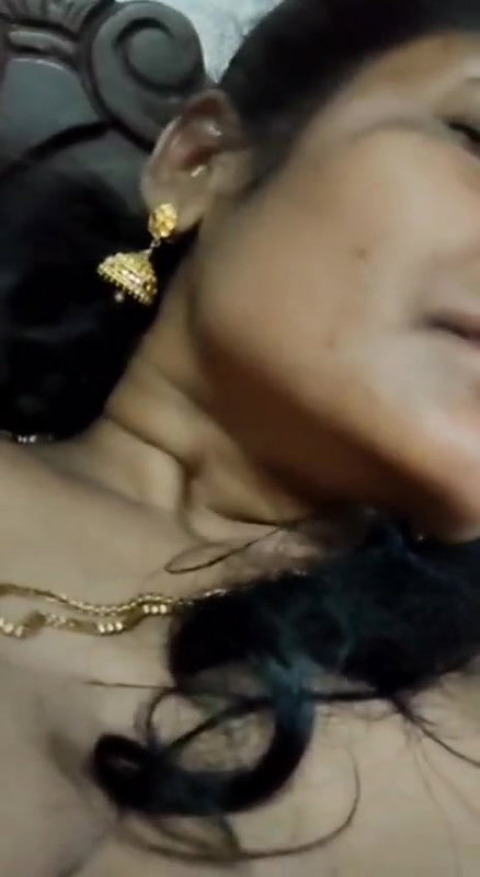 Bhabhi with bigboobs hard blowjow hot sexy mms