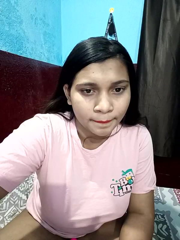 Stripchat-Public.Show-c-TheViralCouple-2025.03.15.181502