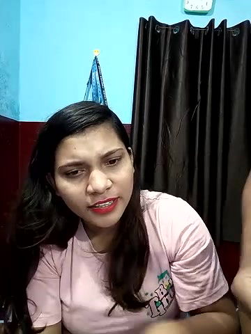 Stripchat-Public.Show-c-TheViralCouple-2025.04.19.180755