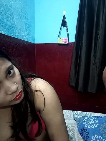 Stripchat-Public.Show-c-TheViralCouple-2025.04.29.195007