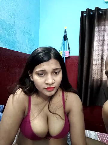 Stripchat-Public.Show-c-TheViralCouple-2025.05.03.091053