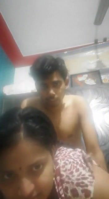 Bhabhi bang in doggy