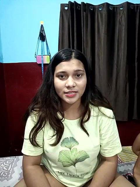 Stripchat-Public.Show-c-TheViralCouple-2025.05.12.152735