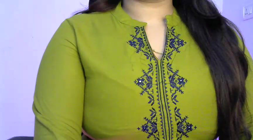 Stripchat-Public.Show-f-_Ayeshaa-2025.04.14.170337