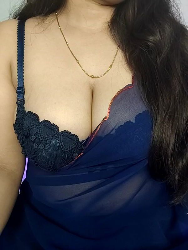 Stripchat-Public.Show-f-_Ayeshaa-2025.04.28.193109