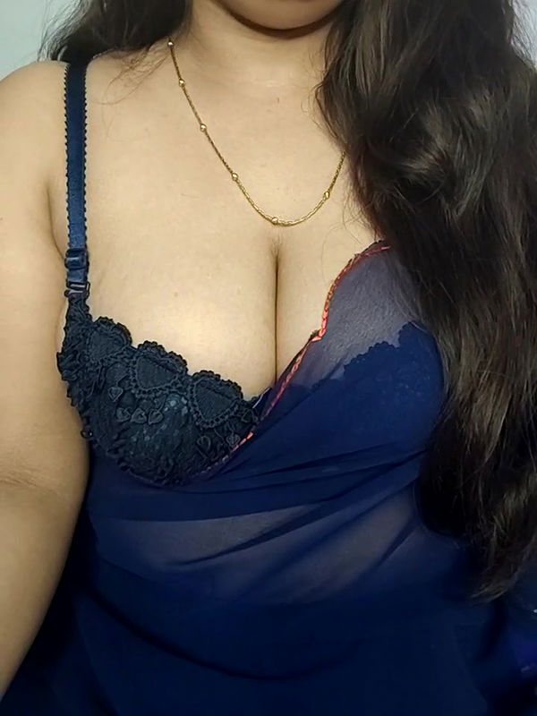 Stripchat-Public.Show-f-_Ayeshaa-2025.04.28.193350