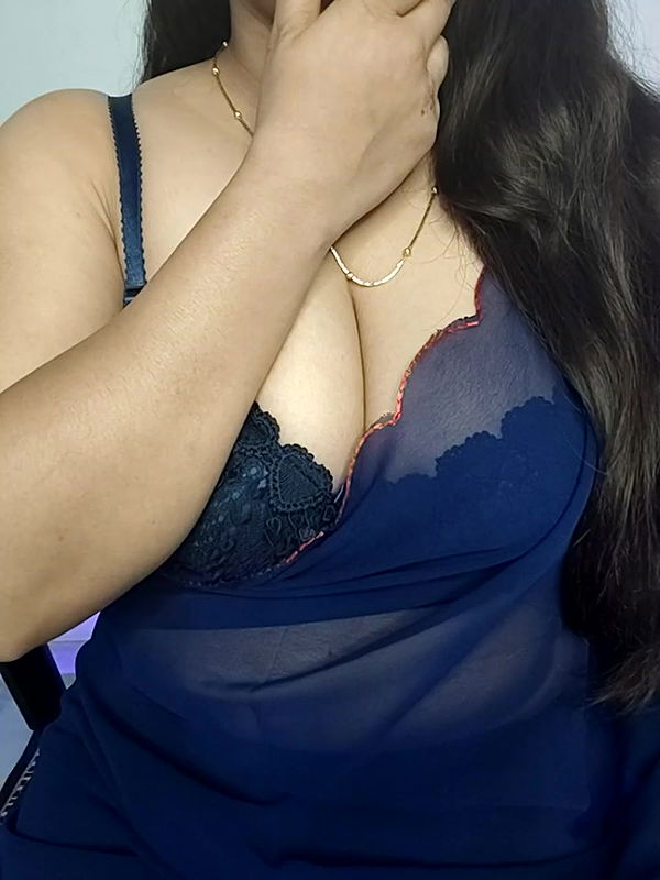 Stripchat-Public.Show-f-_Ayeshaa-2025.04.28.193350