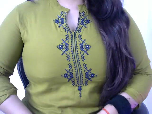 Stripchat-Public.Show-f-_Ayeshaa-2025.05.10.180807