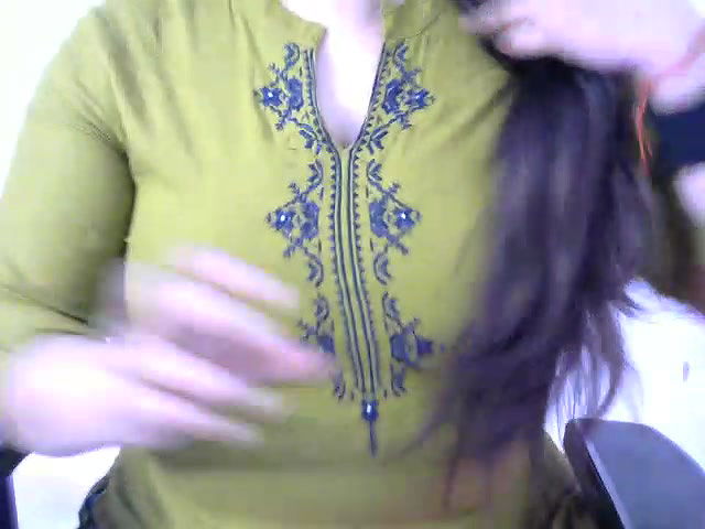 Stripchat-Public.Show-f-_Ayeshaa-2025.05.10.180807