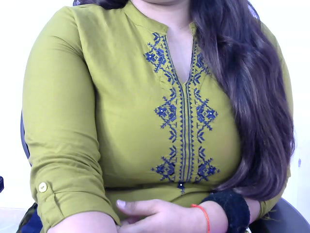 Stripchat-Public.Show-f-_Ayeshaa-2025.05.10.184309