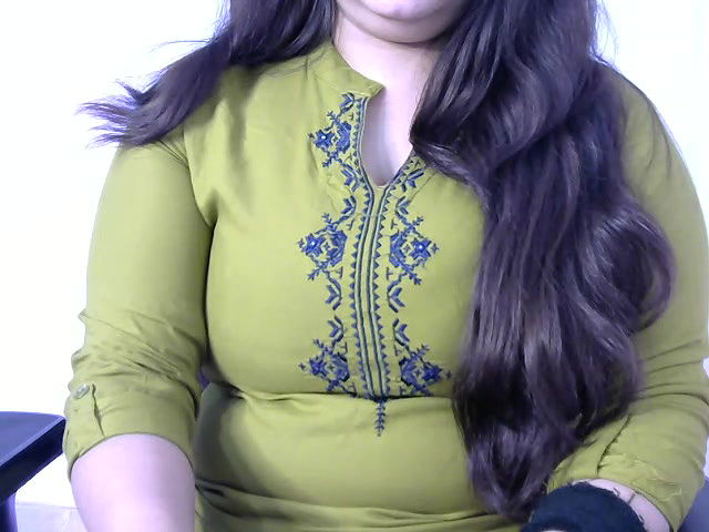 Stripchat-Public.Show-f-_Ayeshaa-2025.05.11.235930