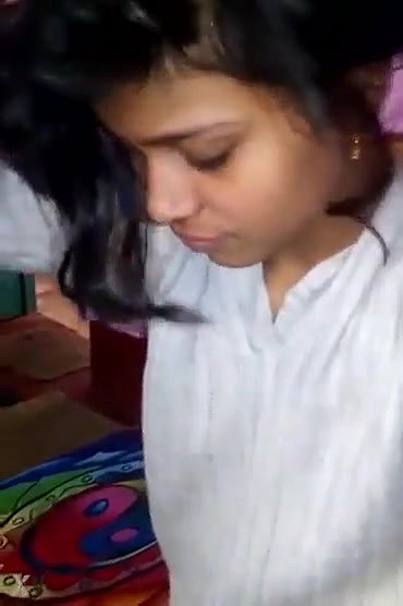 Desi cute girl tight pussy