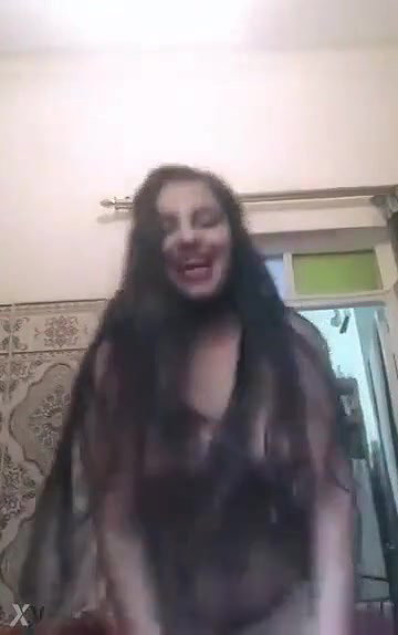 Desi sexy boobs girl hot dance