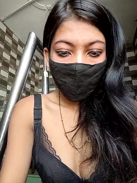 Stripchat-Public.Show-f-Noorkhatoon-2025.05.18.024450