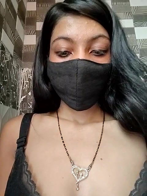 Stripchat-Public.Show-f-Noorkhatoon-2025.05.30.125050