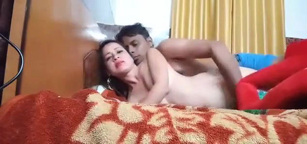 Desi hot lover funcking in hotel