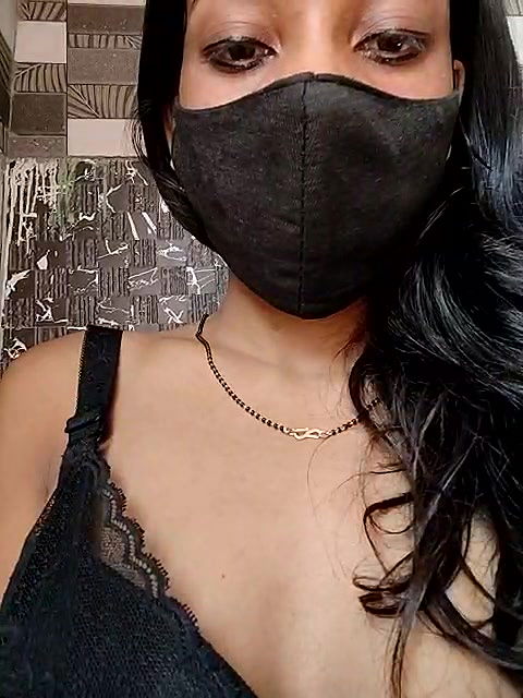 Stripchat-Public.Show-f-Noorkhatoon-2025.06.18.090939