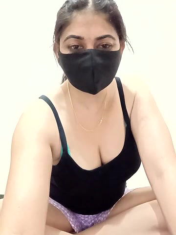 Stripchat-Public.Show-f-Ramshree22-2024.04.17.205522