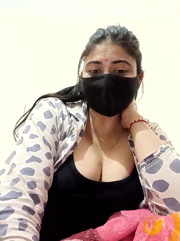 Stripchat-Public.Show-f-Ramshree22-2024.12.19.153444