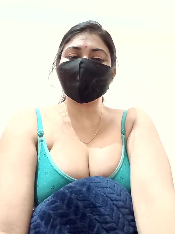 Stripchat-Public.Show-f-Ramshree22-2024.12.20.192036