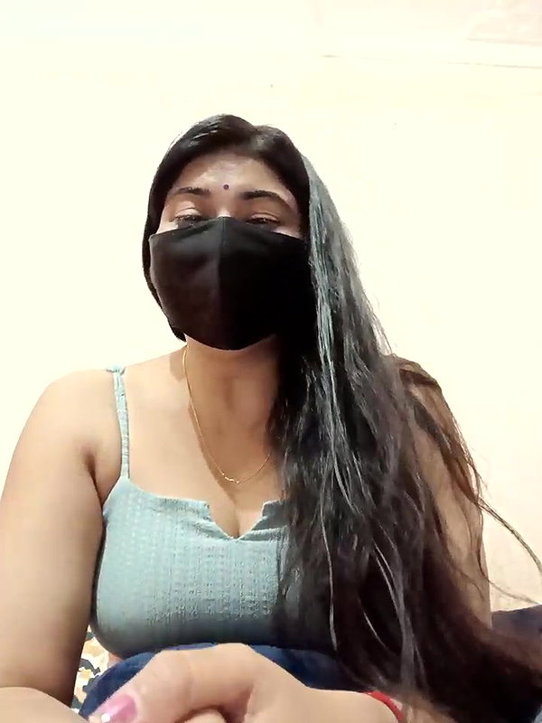 Stripchat-Public.Show-f-Ramshree22-2024.12.22.150930