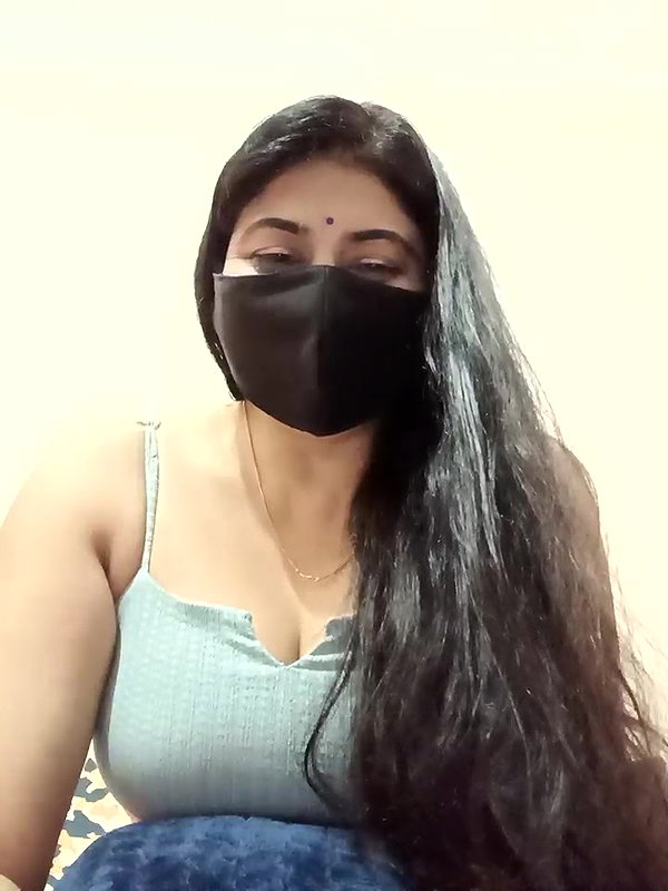 Stripchat-Public.Show-f-Ramshree22-2024.12.22.150930