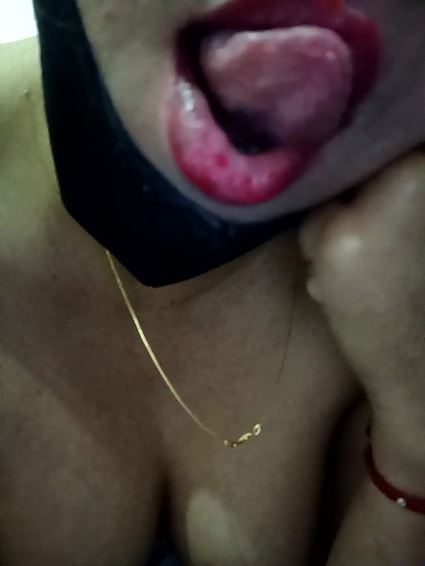 Stripchat-Public.Show-f-Ramshree22-2024.12.22.185539